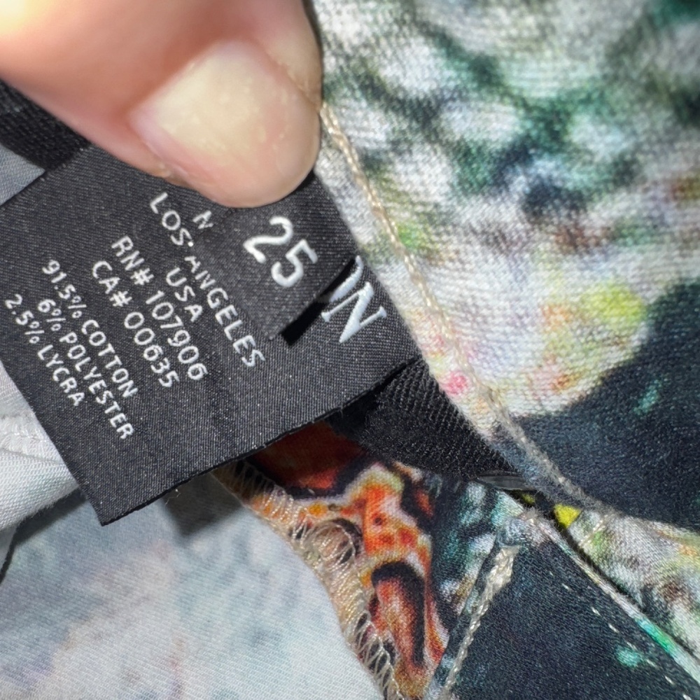 Hudson Nico Mid Rise Super Skinny Milky Way Multicolor Snakeskin Design Size 25 - Picture 6 of 9